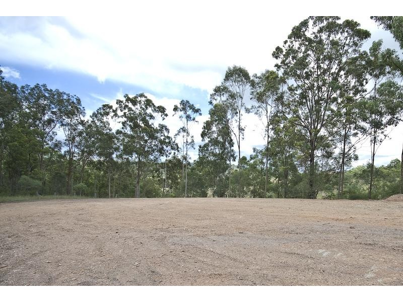 Clear Mountain QLD 4500