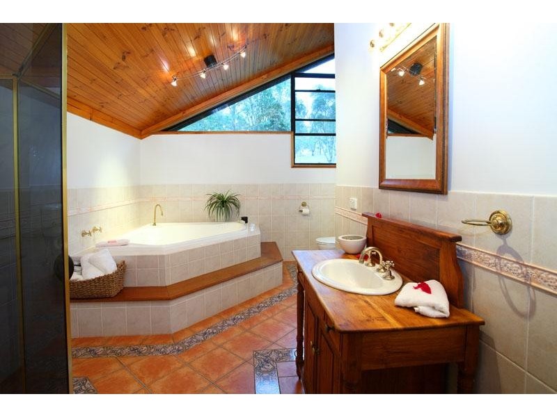 1970 Mount Samson Road, Samford QLD 4520