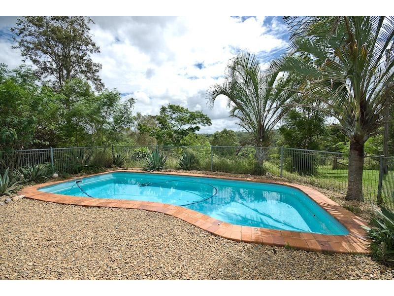 721 Mount Samson Road, Samford QLD 4520
