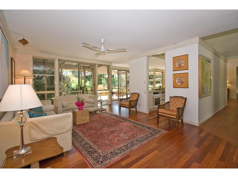 17 Hulcombe Road, Samford QLD 4520