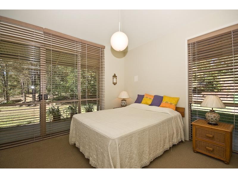 17 Hulcombe Road, Samford QLD 4520