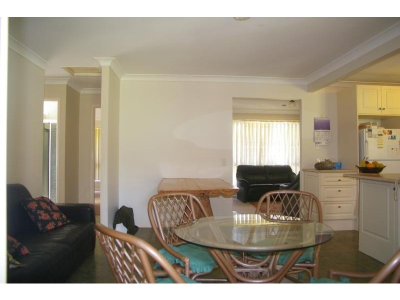 3 Primrose Court, Kallangur QLD 4503