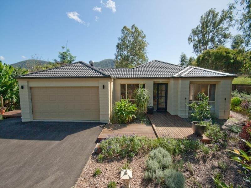 9 Norwood Court, Samford QLD 4520