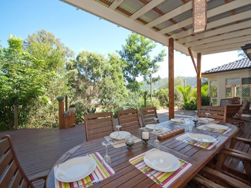 9 Norwood Court, Samford QLD 4520