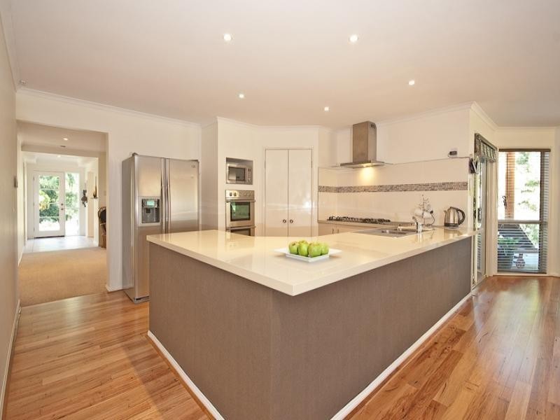 9 Norwood Court, Samford QLD 4520