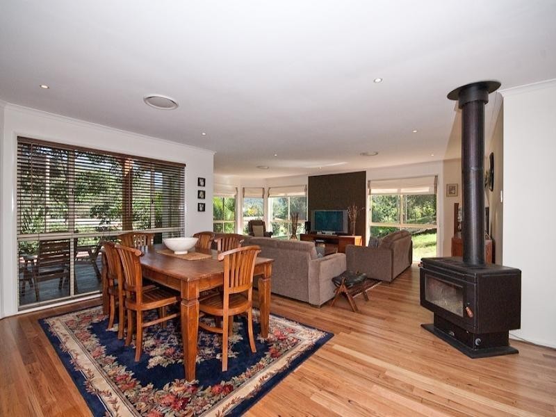 9 Norwood Court, Samford QLD 4520