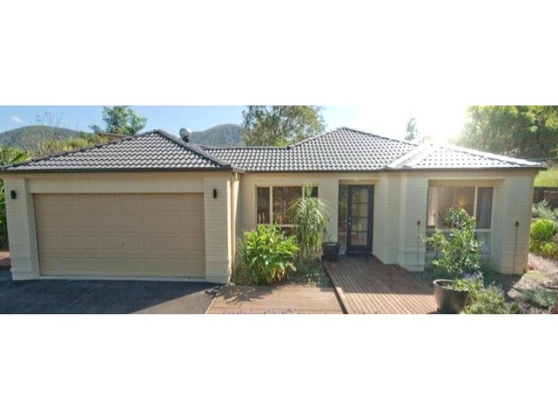 9 Norwood Court, Samford QLD 4520