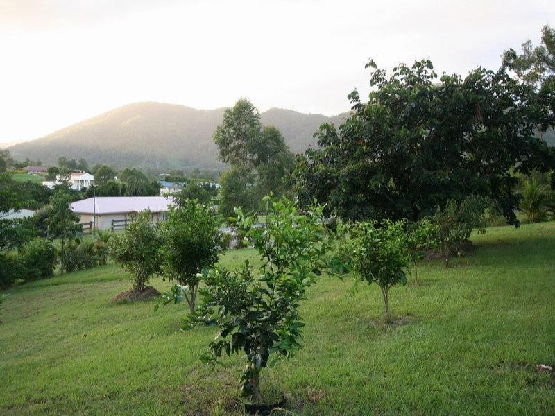 9 Norwood Court, Samford QLD 4520