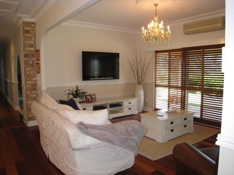 54 Burton Lane, Samford QLD 4520