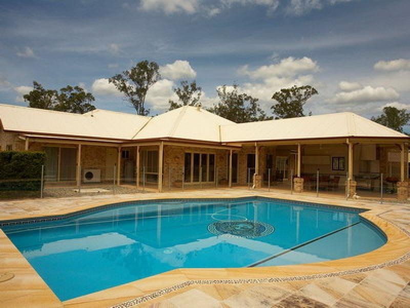 18 Victor Russell Drive, Samford QLD 4520