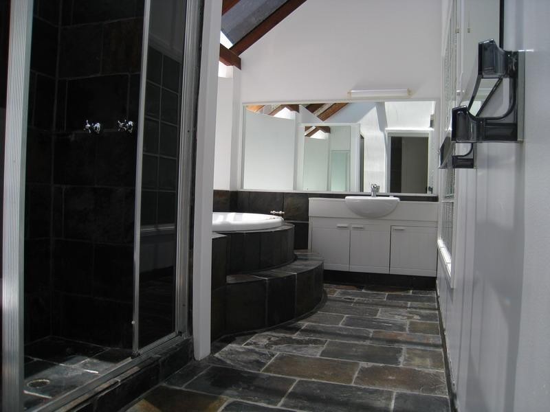 Camp Mountain QLD 4520