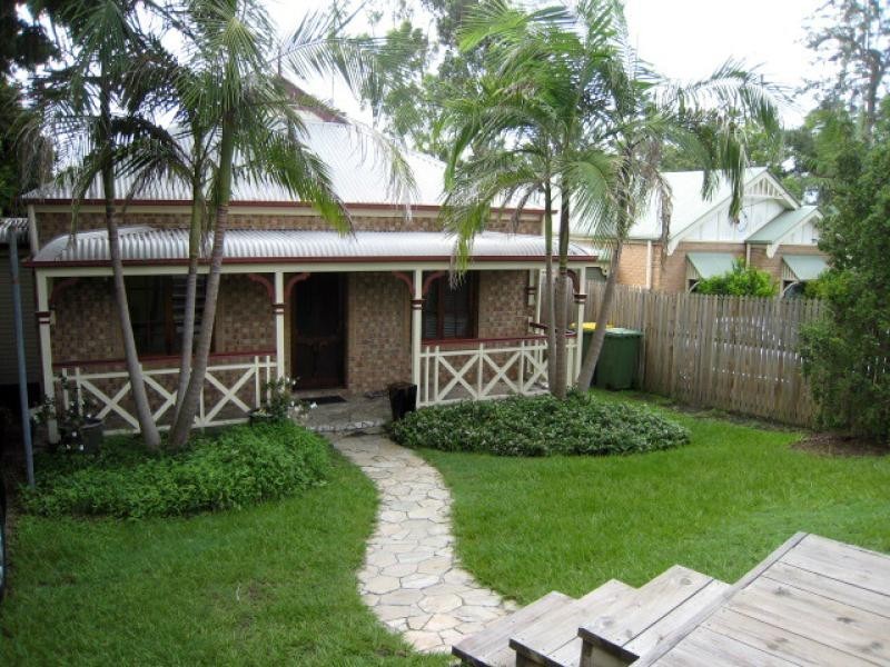 5 Junction Street, Samford Village QLD 4520