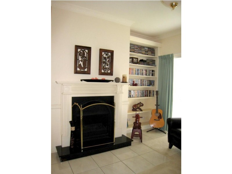 5 Junction Street, Samford Village QLD 4520