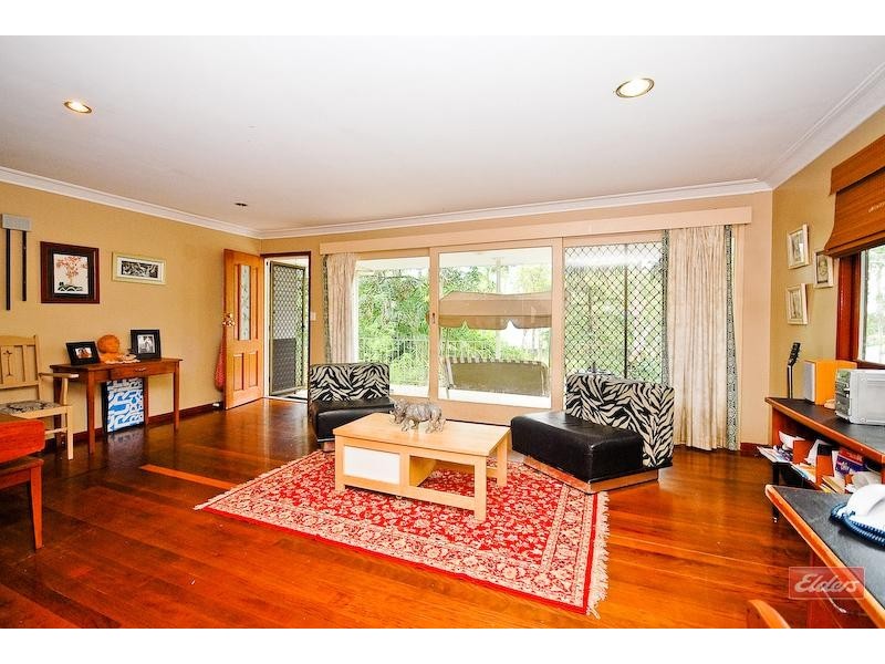 41 Mount Glorious Road, Samford QLD 4520