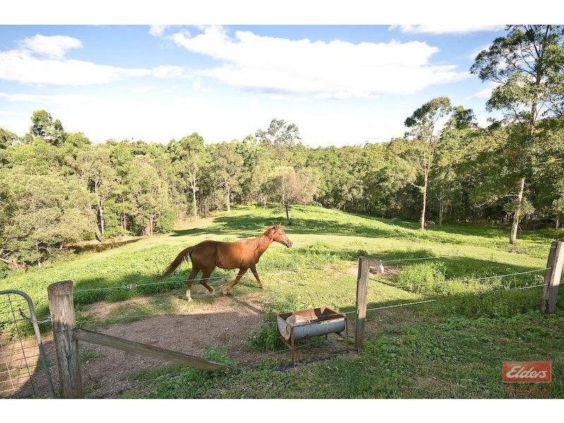 198 Aitcheson Road, Samford QLD 4520