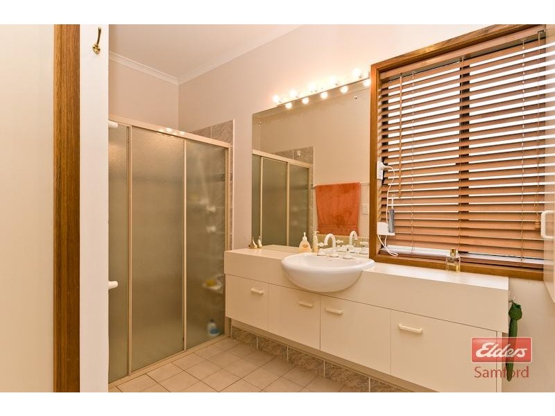 22 Greenwood Crescent, Samford QLD 4520