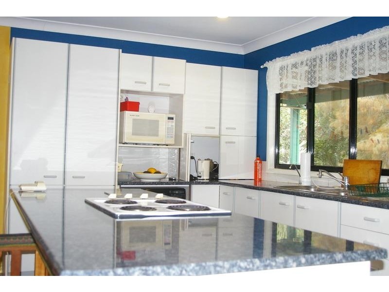 11 Woodview Street,, Samford QLD 4520