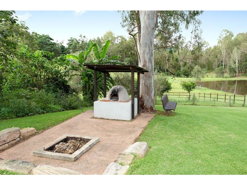 23 Kareela Drive, Samford QLD 4520