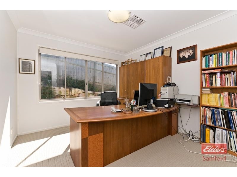 9 Maxwell Place, Cashmere QLD 4500