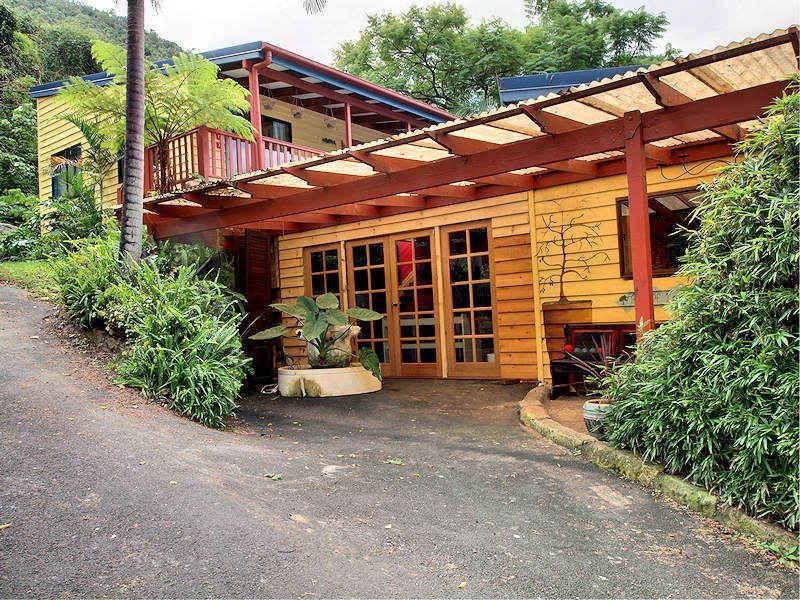 230 Dawson Creek Road, Samford QLD 4520