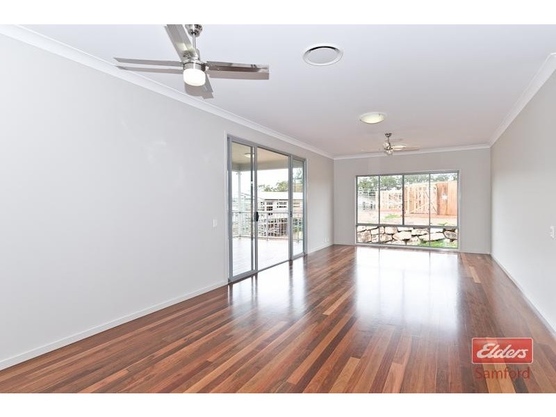 82 Corvus Drive, Cashmere QLD 4500