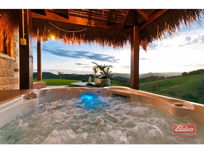 691 Clear Mountain Road, Clear Mountain QLD 4500