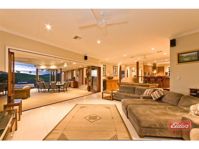 691 Clear Mountain Road, Clear Mountain QLD 4500
