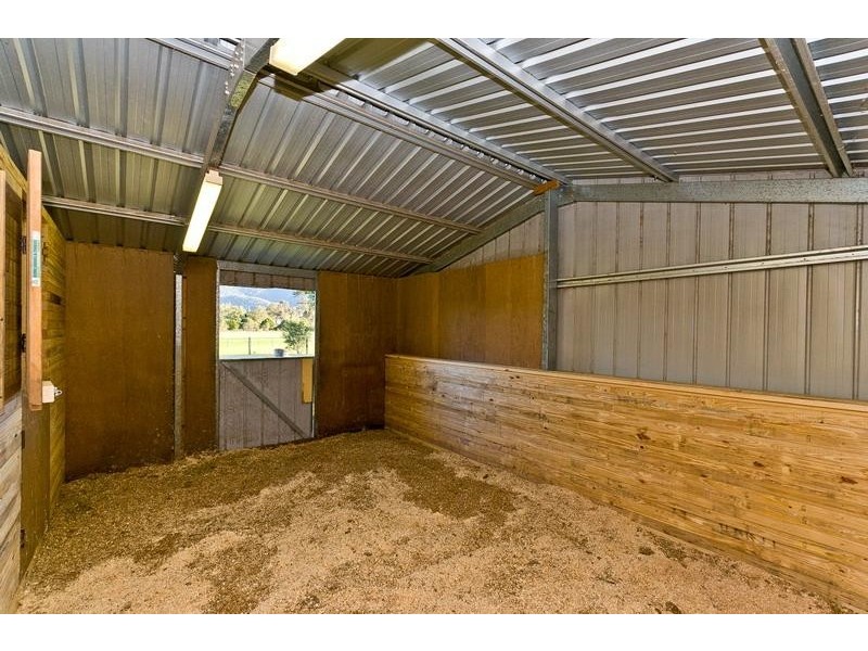 3 Pagewood Court, Samford QLD 4520