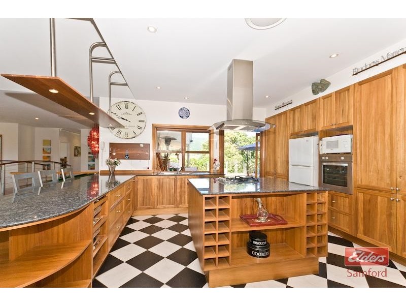 206 Herron Road, Samford QLD 4520