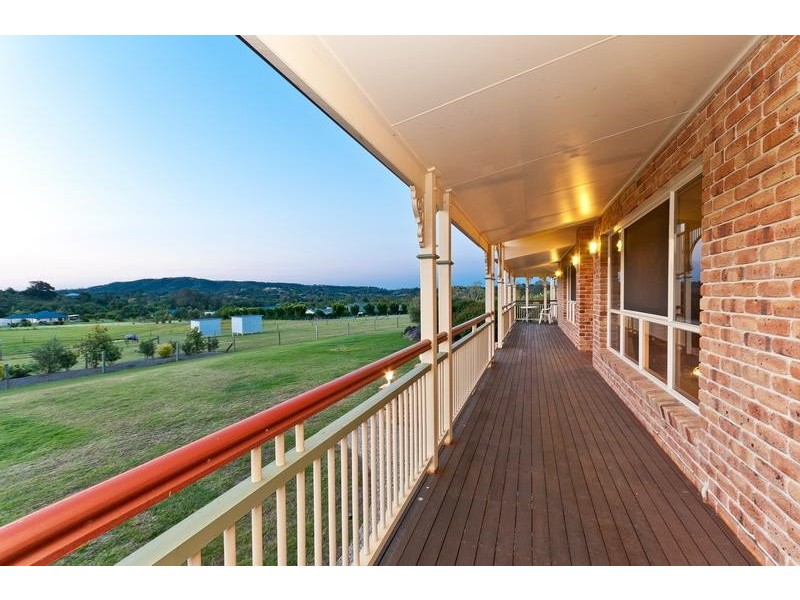 31 Warwick Lane, Samford QLD 4520