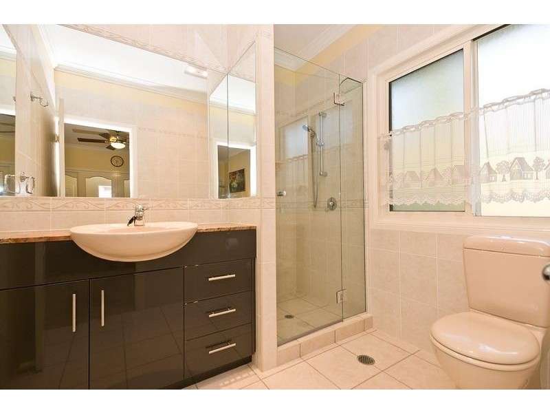 31 Warwick Lane, Samford QLD 4520