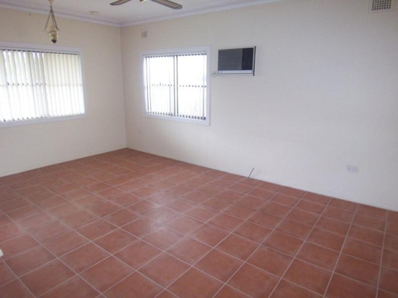 40 BINDA STREET, Merrylands NSW 2160