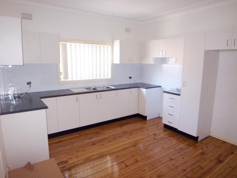 85 JERSEY ROAD/CUMBERLAND HWY, Greystanes NSW 2145