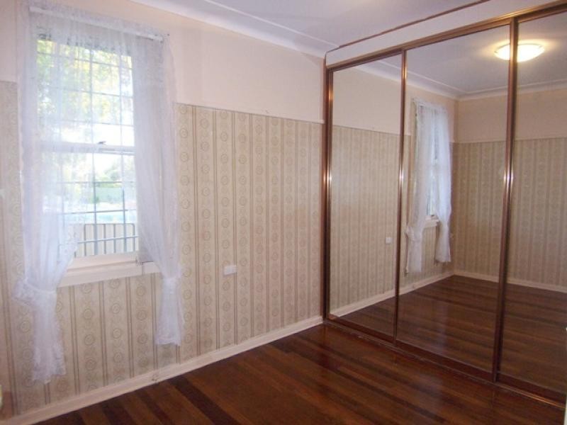 74 GOLLAN AVENUE, Oatlands NSW 2117