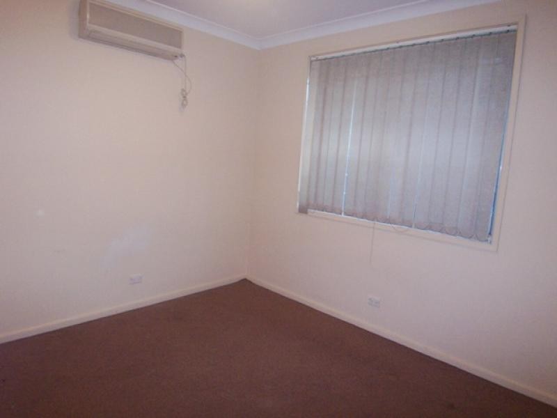 74 GOLLAN AVENUE, Oatlands NSW 2117