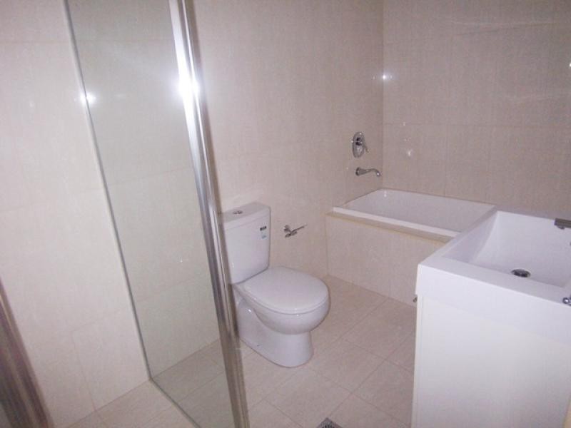 86 HAMPDEN ROAD, South Wentworthville NSW 2145