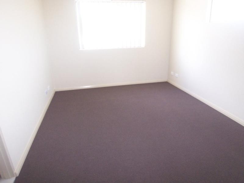 86 HAMPDEN ROAD, South Wentworthville NSW 2145