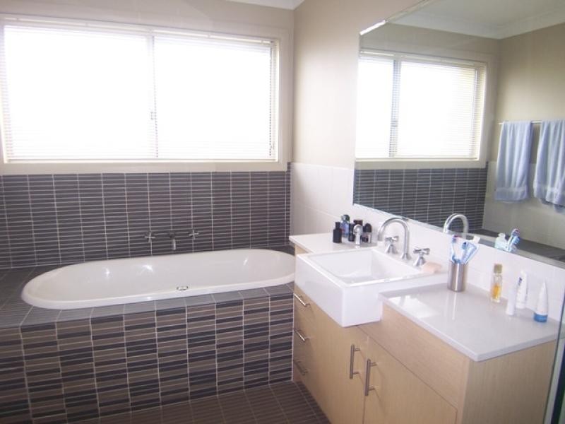 150 DRIFTWAY DRIVE, Pemulwuy NSW 2145