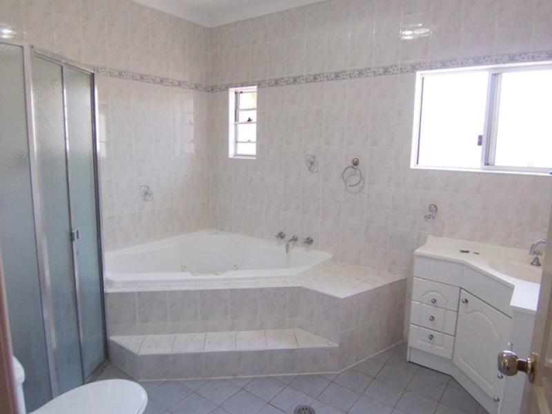 102 A FRANCES STREET, Mays Hill NSW 2145