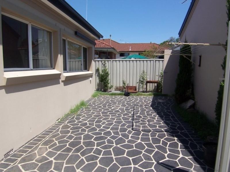 102 A FRANCES STREET, Mays Hill NSW 2145