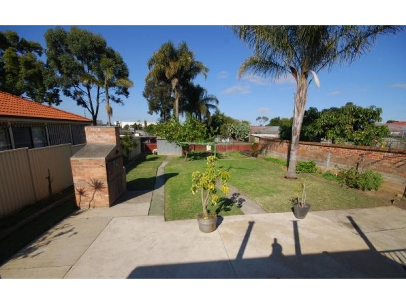 106 MCCREDIE ROAD, Guildford West NSW 2161