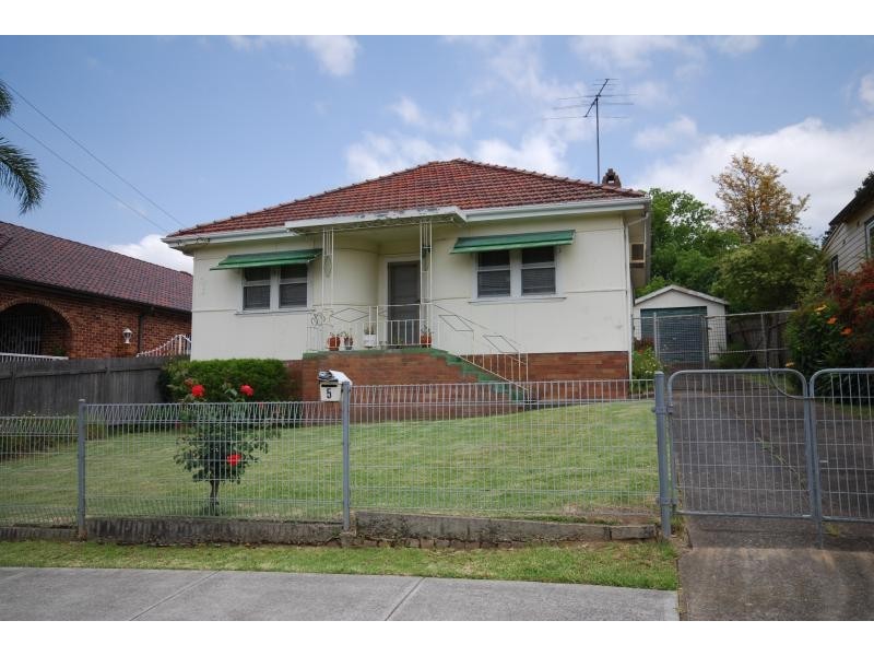 5 ALFRED STREET, Merrylands NSW 2160