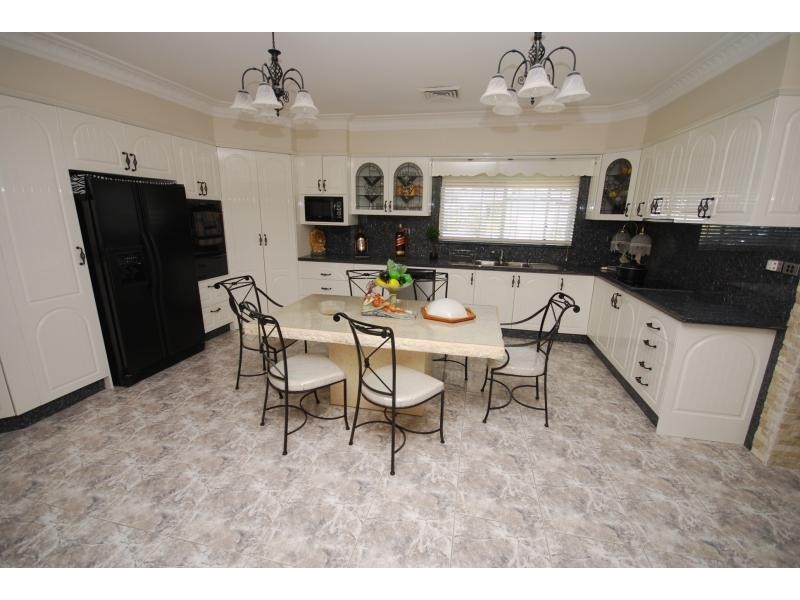 2 CROSS ROAD, Merrylands NSW 2160