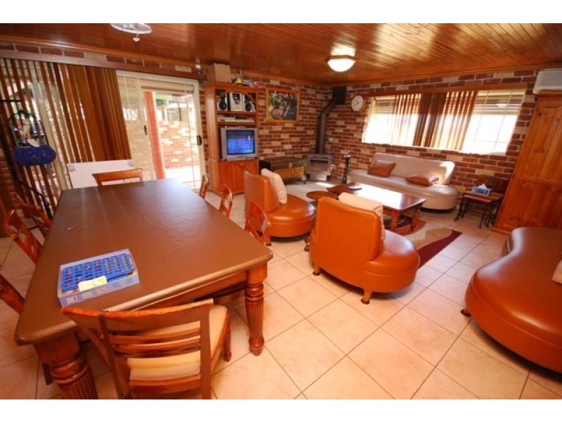 2 CROSS ROAD, Merrylands NSW 2160