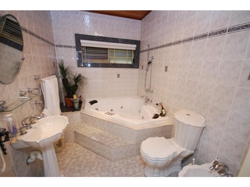 2 CROSS ROAD, Merrylands NSW 2160