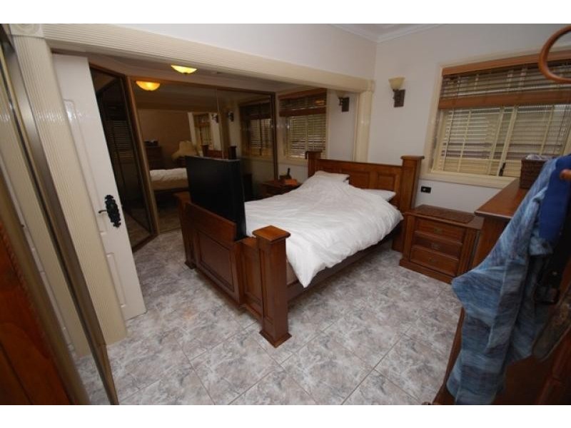 2 CROSS ROAD, Merrylands NSW 2160