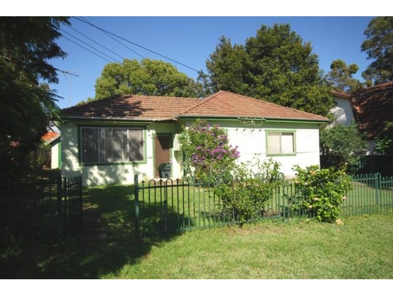 8 Albert Street, Guildford NSW 2161