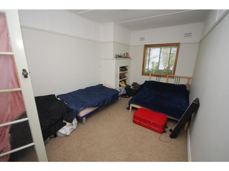 8 Albert Street, Guildford NSW 2161