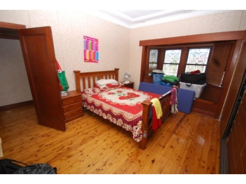 24 Locksley Avenue, Merrylands NSW 2160