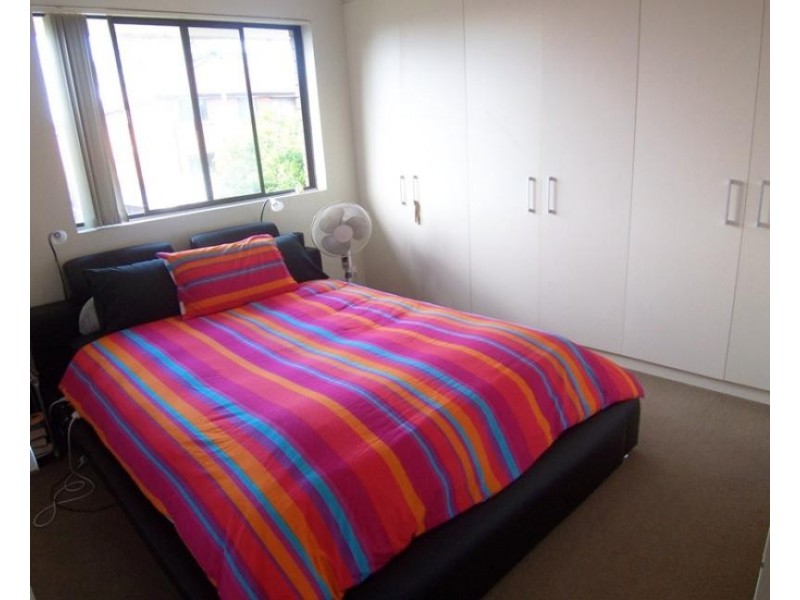 Unit 6/75 Weston street, Harris Park NSW 2150